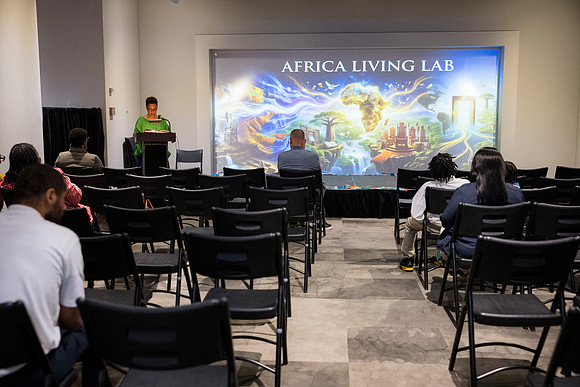 0395__9-12-26__NMAfA-Teaching-Africa-Program-Event-Photojournalism-DC-Photographers