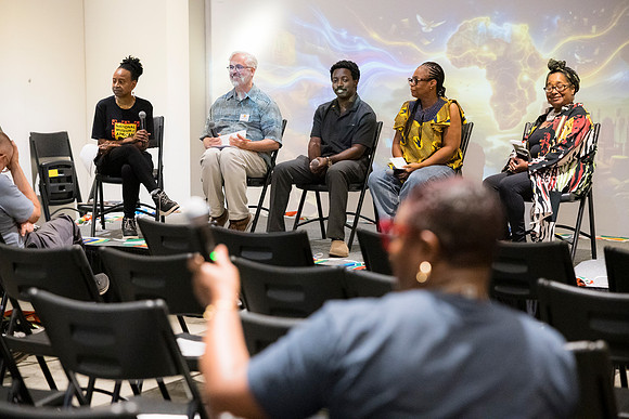 0575__9-12-26__NMAfA-Teaching-Africa-Program-Event-Photojournalism-DC-Photographers