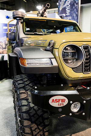 0067_10-12-26_Plasan-AUSA-Car-Unveiling-Convention-Center-DC-Event-Photojournalism-Washington,DC