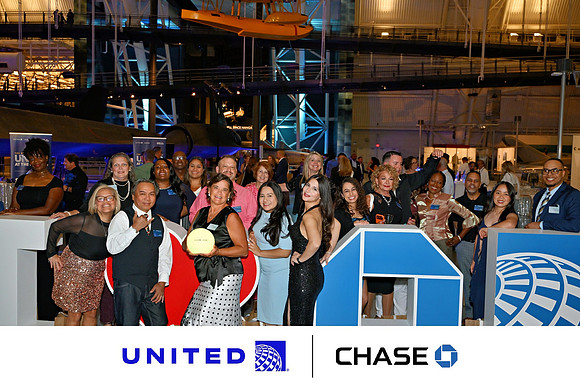 1925_9-22-26 JPMorgan-Chase-United-Attendent-Appreciation-Event-Udvar-Air-Space-Virginia_Event-Photojournalism-Photographer