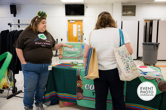 0290__10-10-26_Girl Scout Nation's Capital_Fall Kickoff Event-Event-Photojournalism-Maryland-photographers