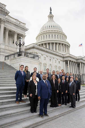0007__9-23-26_Experian PAC Fly-in_Capitol-Hill-Group-Photo-Washington-DC_Event-Photojournalism-Photographer