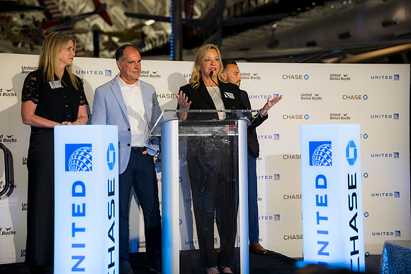 0884_9-22-26 JPMorgan-Chase-United-Attendent-Appreciation-Event-Udvar-Air-Space-Virginia_Event-Photojournalism-Photographer