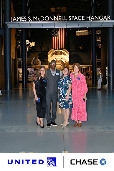 1862_9-22-26 JPMorgan-Chase-United-Attendent-Appreciation-Event-Udvar-Air-Space-Virginia_Event-Photojournalism-Photographer