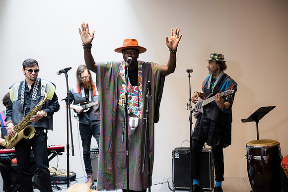 0146H_3-29-25_Smithsonian-Museum-of-African-Art-Cheikh-Ibra-Fam-Concert-Event-Photojournalism