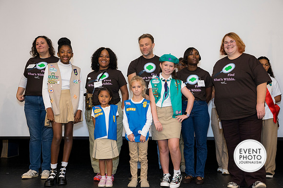 0387__10-10-26_Girl Scout Nation's Capital_Fall Kickoff Event-Event-Photojournalism-Maryland-photographers