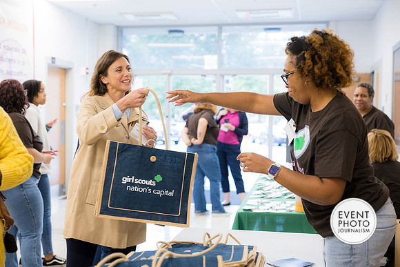 0369__10-10-26_Girl Scout Nation's Capital_Fall Kickoff Event-Event-Photojournalism-Maryland-photographers