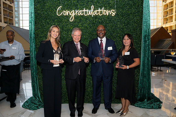 0081_10-8-26_100-Top-Hospitals-Award-Gala-Gaylord-National-Harbor-photography-Event-Photojournalism-Maryland