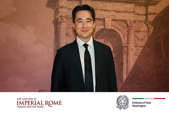 0155__9-25-26_Embassy-of-Italy's-Exhibition-Opening-Washington-DC-Event-Photojournalism-Photographer