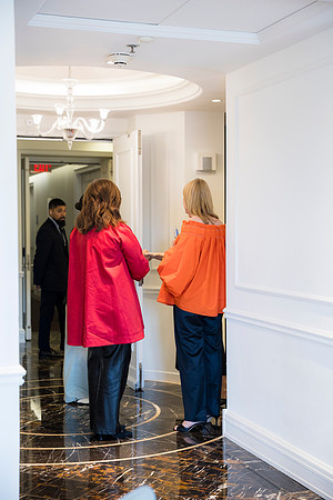 0294__10-16-26_OLIVELA-Trunk-Show-Rosewood-Hotel-Washington-DC-Event-Photojournalism-Photographer