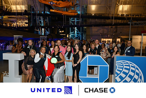1929_9-22-26 JPMorgan-Chase-United-Attendent-Appreciation-Event-Udvar-Air-Space-Virginia_Event-Photojournalism-Photographer