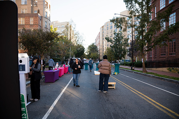 0007__10-24-26_N-Street-Village-2026-SHERO-Walk-Washington-DC-Event-Photojournalism-photography