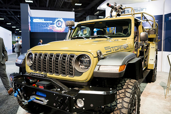 0100_10-12-26_Plasan-AUSA-Car-Unveiling-Convention-Center-DC-Event-Photojournalism-Washington,DC