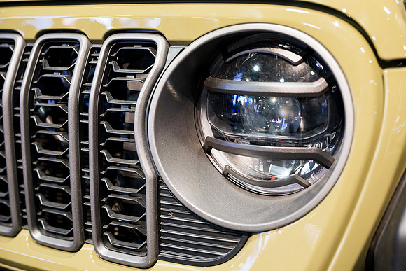 0015_10-12-26_Plasan-AUSA-Car-Unveiling-Convention-Center-DC-Event-Photojournalism-Washington,DC