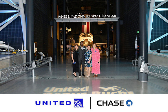 1858_9-22-26 JPMorgan-Chase-United-Attendent-Appreciation-Event-Udvar-Air-Space-Virginia_Event-Photojournalism-Photographer