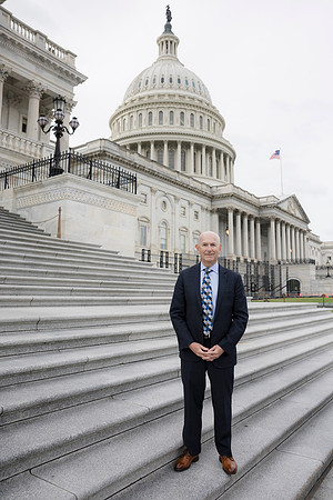 0043__9-23-26_Experian PAC Fly-in_Capitol-Hill-Group-Photo-Washington-DC_Event-Photojournalism-Photographer