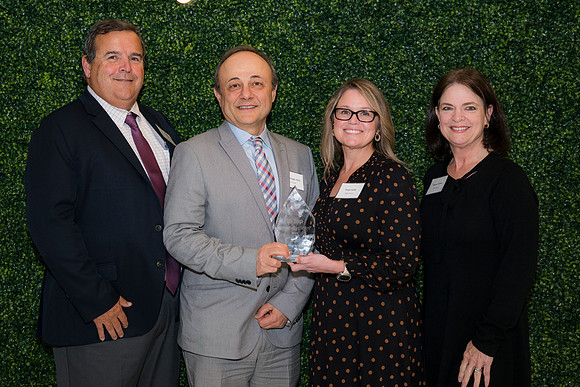 0068_10-8-26_100-Top-Hospitals-Award-Gala-Gaylord-National-Harbor-photography-Event-Photojournalism-Maryland