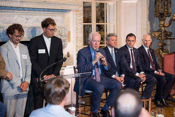0289__9-21-22__Global-Talk-With-Jacob-Helberg-Anderson-House-Washington-DC-Event-Photojournalism-event-photography