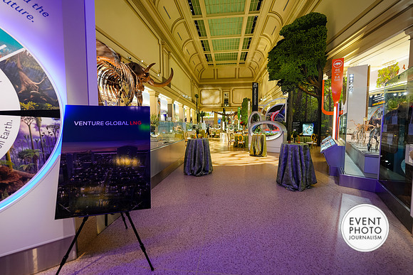 0057__12-8-22_Venture-Global-Holiday-Party-National-Museum-of-Natural-History-Washington-DC-EventPhotojournalism-event-photographers
