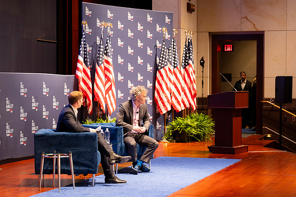 0393_5-1-24_HILL-and-Valley-US-Capitol-Eventphotojournalism-event-Photographers
