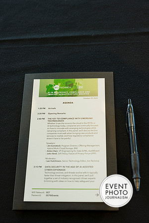 0042__10-29-24_Conde-Nast-AD-Panel-Event-Reception-Spy-Museum-Washington-DC-EventPhotojournalism-photographers