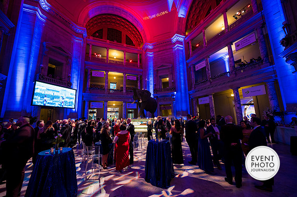 0372__12-8-22_Venture-Global-Holiday-Party-National-Museum-of-Natural-History-Washington-DC-EventPhotojournalism-event-photographers