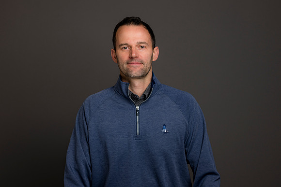 0330__11-12-24_AICPA-CIMA_HEADSHOT-STATION-EventPhotojournalism-Washington-DC-Photographers