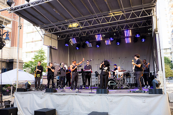 0283__8-22-25_Access-DMC_Fleet-Street-Block-Party-National-Harbor-Maryland-Event-Photojournalism-event-photography