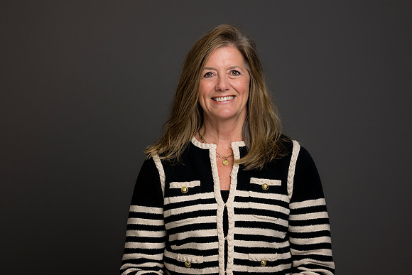 0713__11-12-24_AICPA-CIMA_HEADSHOT-STATION-EventPhotojournalism-Washington-DC-Photographers
