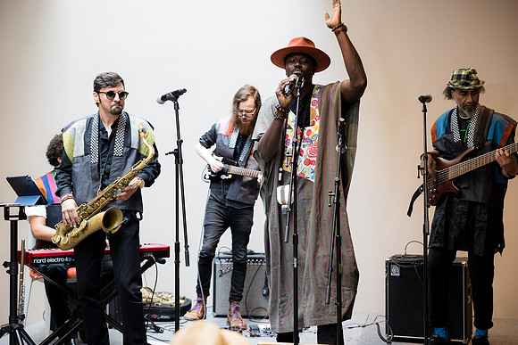 0145H_3-29-25_Smithsonian-Museum-of-African-Art-Cheikh-Ibra-Fam-Concert-Event-Photojournalism