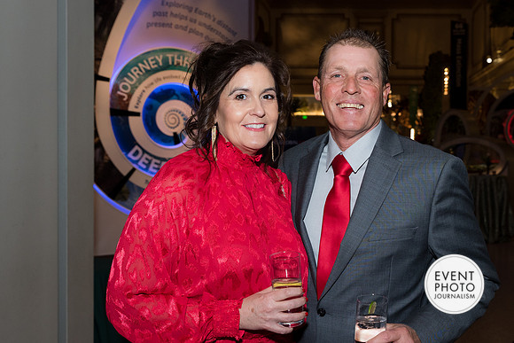 0253__12-8-22_Venture-Global-Holiday-Party-National-Museum-of-Natural-History-Washington-DC-EventPhotojournalism-event-photographers