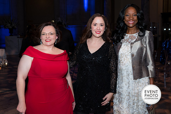 0183__12-8-22_Venture-Global-Holiday-Party-National-Museum-of-Natural-History-Washington-DC-EventPhotojournalism-event-photographers