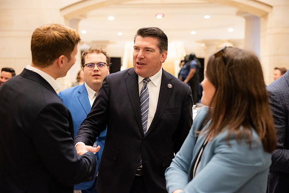 0071_5-1-24_HILL-and-Valley-US-Capitol-Eventphotojournalism-event-Photographers