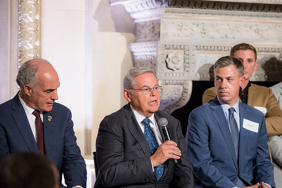 0255__9-21-22__Global-Talk-With-Jacob-Helberg-Anderson-House-Washington-DC-Event-Photojournalism-event-photography