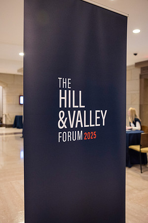 051__4-30-25_Hill-Valley-Forum-Event-Capitol-Building-Union-Station-Event-Photojournalism-photographer