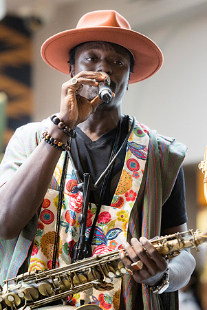 0200H_3-29-25_Smithsonian-Museum-of-African-Art-Cheikh-Ibra-Fam-Concert-Event-Photojournalism