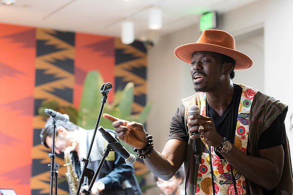 0283H_3-29-25_Smithsonian-Museum-of-African-Art-Cheikh-Ibra-Fam-Concert-Event-Photojournalism