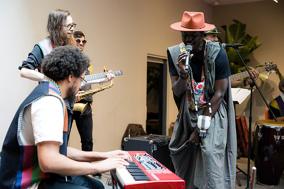 0250H_3-29-25_Smithsonian-Museum-of-African-Art-Cheikh-Ibra-Fam-Concert-Event-Photojournalism