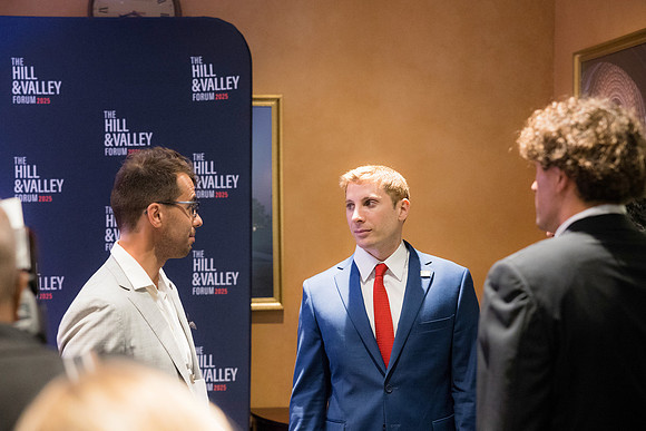 121__4-30-25_Hill-Valley-Forum-Event-Capitol-Building-Union-Station-Event-Photojournalism-photographer
