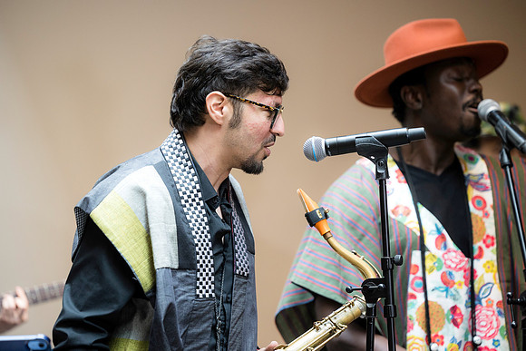 0096H_3-29-25_Smithsonian-Museum-of-African-Art-Cheikh-Ibra-Fam-Concert-Event-Photojournalism