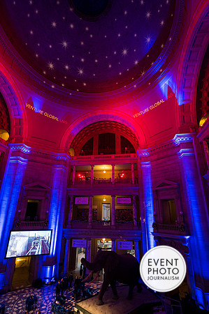 0176__12-8-22_Venture-Global-Holiday-Party-National-Museum-of-Natural-History-Washington-DC-EventPhotojournalism-event-photographers