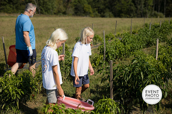 0182__9-14-24-Chartis-Federal-Corporate-Family-Day-JK-Farm-Purceville-Virginia-EventPhotojournalism-event-photographers