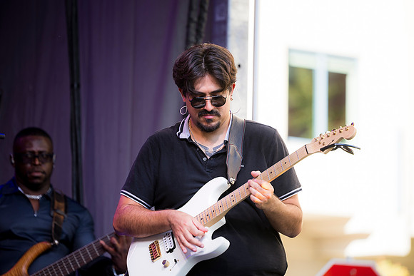0271__8-22-25_Access-DMC_Fleet-Street-Block-Party-National-Harbor-Maryland-Event-Photojournalism-event-photography