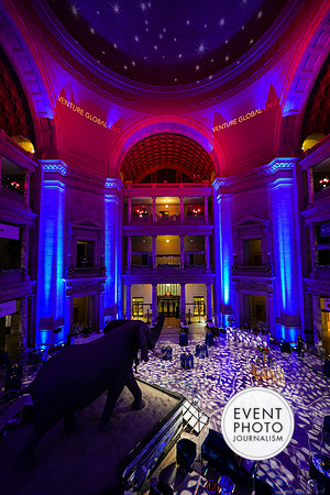 0159__12-8-22_Venture-Global-Holiday-Party-National-Museum-of-Natural-History-Washington-DC-EventPhotojournalism-event-photographers