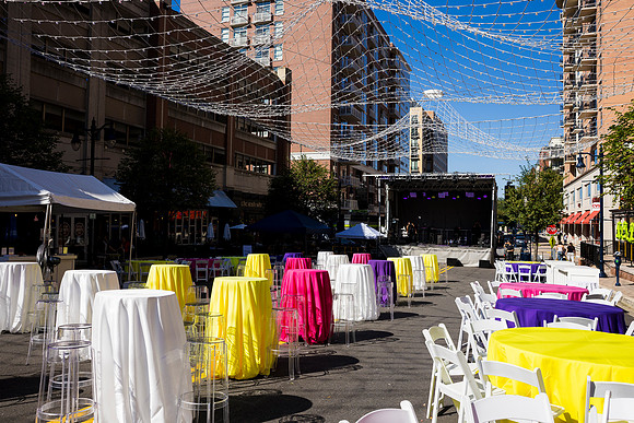 0029__8-22-25_Access-DMC_Fleet-Street-Block-Party-National-Harbor-Maryland-Event-Photojournalism-event-photography