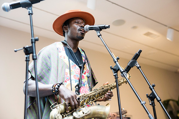 0183H_3-29-25_Smithsonian-Museum-of-African-Art-Cheikh-Ibra-Fam-Concert-Event-Photojournalism