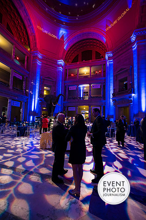 0201__12-8-22_Venture-Global-Holiday-Party-National-Museum-of-Natural-History-Washington-DC-EventPhotojournalism-event-photographers