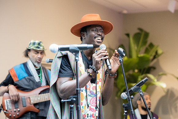 0253H_3-29-25_Smithsonian-Museum-of-African-Art-Cheikh-Ibra-Fam-Concert-Event-Photojournalism