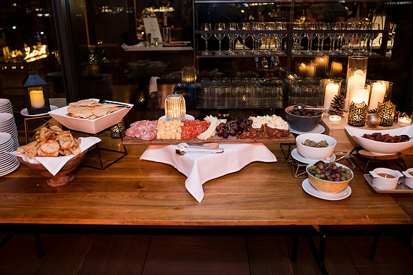 0036__12-13-24_Bain-Company-Holiday-Party-District-Winery-EventPhotojournalism-photography