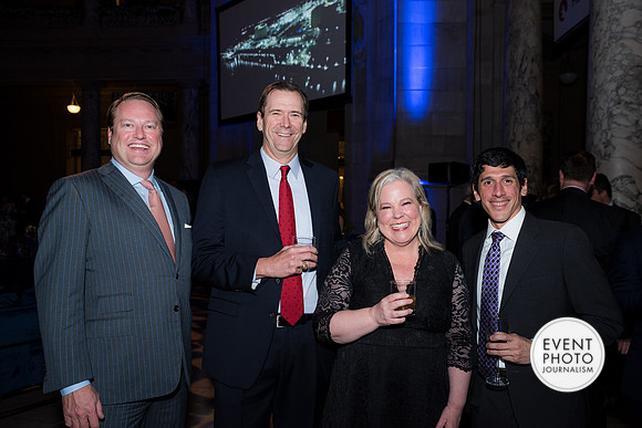 0332__12-8-22_Venture-Global-Holiday-Party-National-Museum-of-Natural-History-Washington-DC-EventPhotojournalism-event-photographers